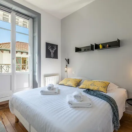 Apartment Altaya *